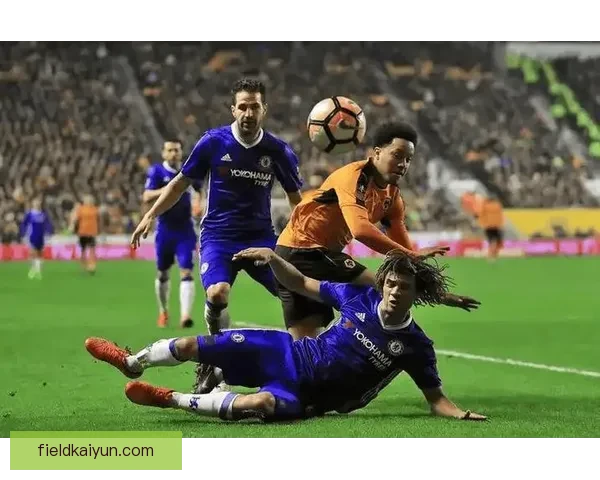 西甲保级战：各队争夺激烈，状态回暖的球队亟待保持竞争力