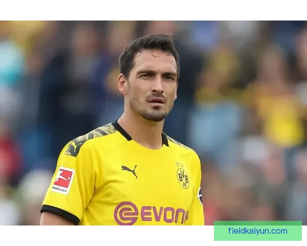 马伦在多特蒙德近期表现稳健，进攻端持续提升